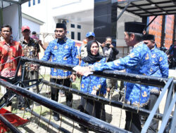 Bupati Sinjai Beri Bantuan Alsintan Puluhan Kelompok Tani